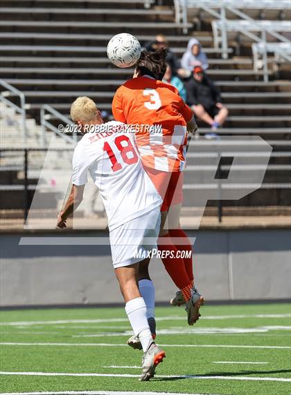 Thumbnail 1 in Celina vs. Kilgore (UIL 4A Regional Semifinals) photogallery.