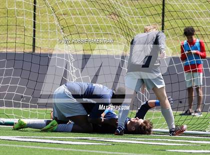 Thumbnail 3 in Celina vs. Kilgore (UIL 4A Regional Semifinals) photogallery.