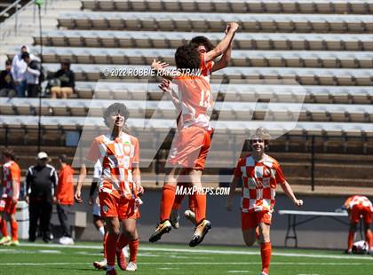 Thumbnail 3 in Celina vs. Kilgore (UIL 4A Regional Semifinals) photogallery.