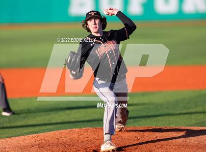 Thumbnail 1 in Lanier @ Buford photogallery.