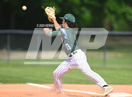 Thumbnail 3 in Ascension Christian vs. Catholic of Pointe Coupee (LHSAA Division IV Select Regional) photogallery.
