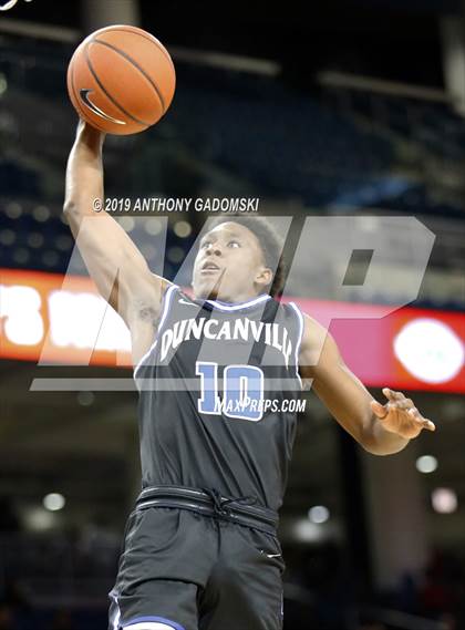 Thumbnail 3 in Whitney Young vs. Duncanville (Chicago Elite Classic) photogallery.