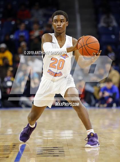 Thumbnail 3 in Whitney Young vs. Duncanville (Chicago Elite Classic) photogallery.