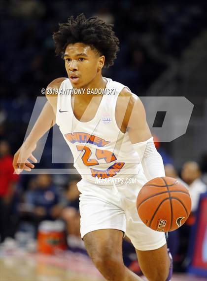 Thumbnail 2 in Whitney Young vs. Duncanville (Chicago Elite Classic) photogallery.