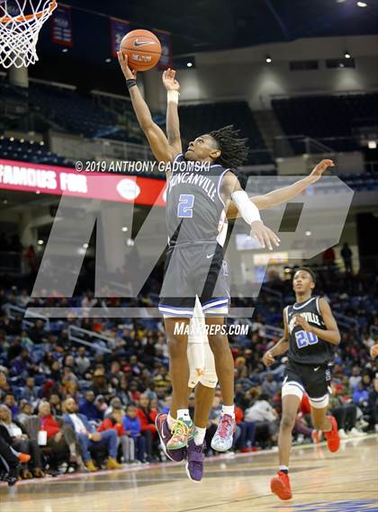 Thumbnail 1 in Whitney Young vs. Duncanville (Chicago Elite Classic) photogallery.