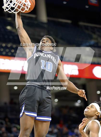 Thumbnail 1 in Whitney Young vs. Duncanville (Chicago Elite Classic) photogallery.