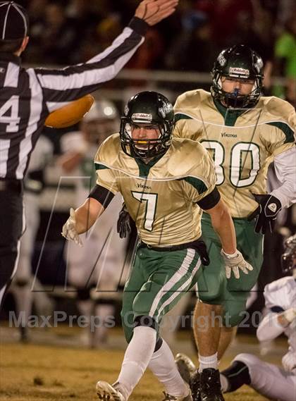 Thumbnail 2 in Woodgrove @ Loudoun Valley photogallery.
