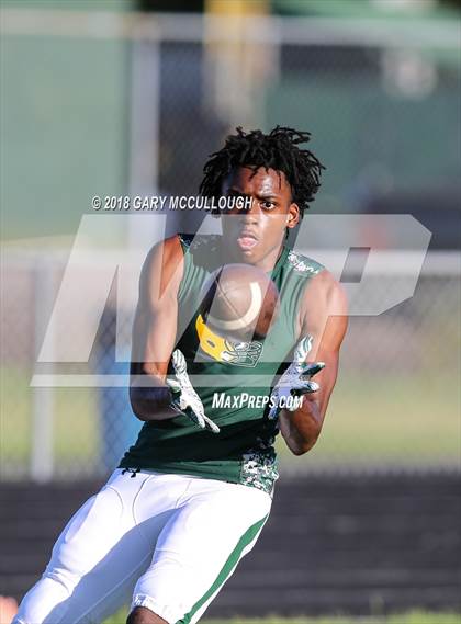 Thumbnail 3 in White @ Nease photogallery.
