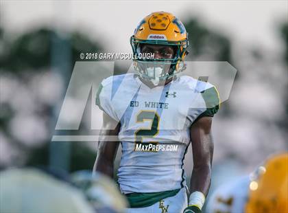 Thumbnail 3 in White @ Nease photogallery.