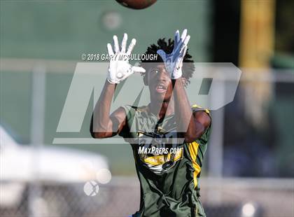 Thumbnail 3 in White @ Nease photogallery.