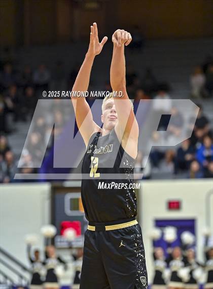 Thumbnail 2 in Mt. Vernon vs. Greenfield-Central (IHSAA 4A Section 9 Championship)  photogallery.