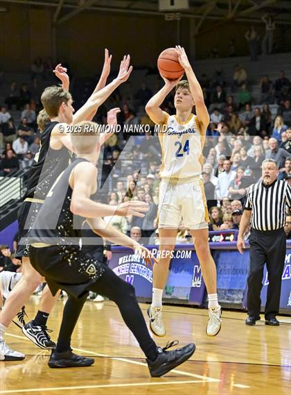 Thumbnail 1 in Mt. Vernon vs. Greenfield-Central (IHSAA 4A Section 9 Championship)  photogallery.
