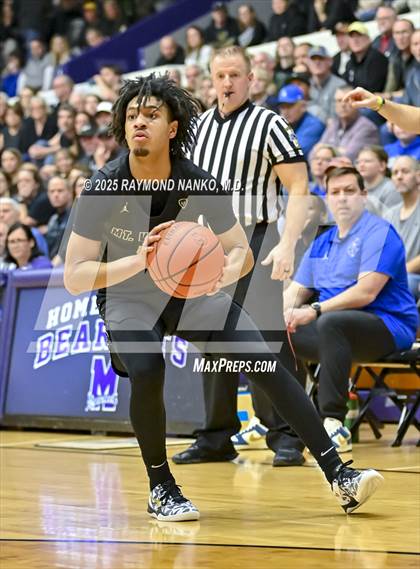 Thumbnail 2 in Mt. Vernon vs. Greenfield-Central (IHSAA 4A Section 9 Championship)  photogallery.