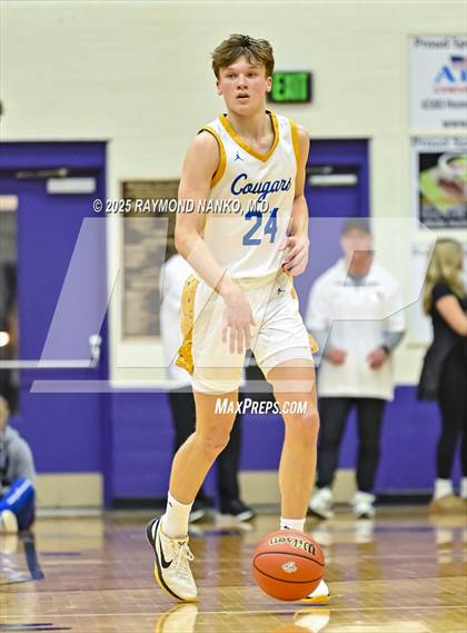 Thumbnail 1 in Mt. Vernon vs. Greenfield-Central (IHSAA 4A Section 9 Championship)  photogallery.
