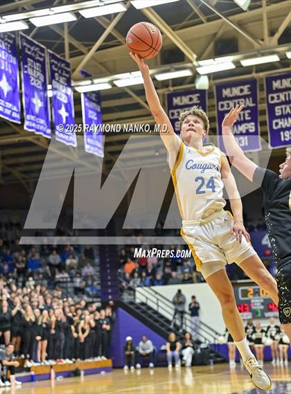 Thumbnail 1 in Mt. Vernon vs. Greenfield-Central (IHSAA 4A Section 9 Championship)  photogallery.