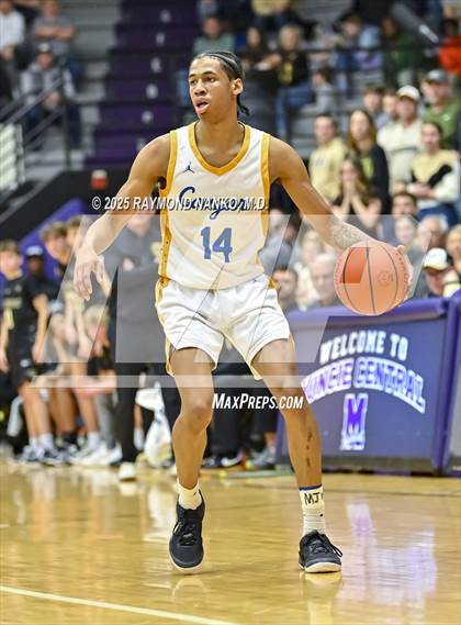 Thumbnail 2 in Mt. Vernon vs. Greenfield-Central (IHSAA 4A Section 9 Championship)  photogallery.