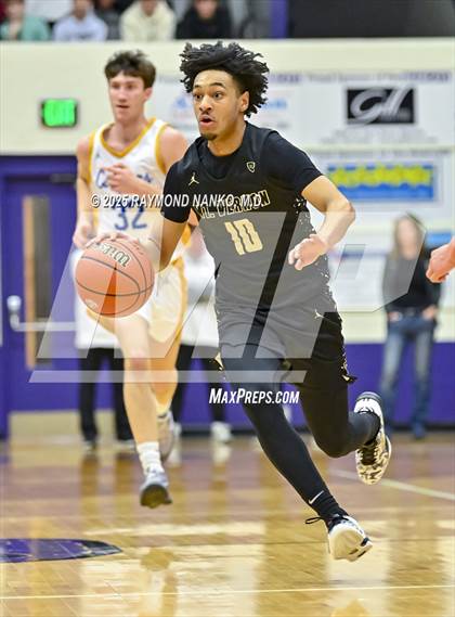 Thumbnail 2 in Mt. Vernon vs. Greenfield-Central (IHSAA 4A Section 9 Championship)  photogallery.