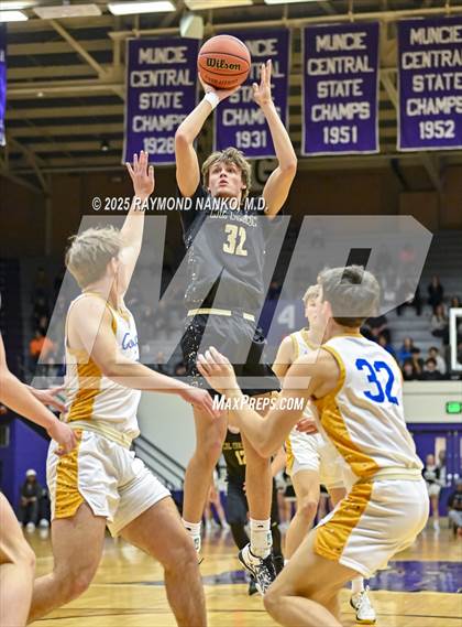 Thumbnail 3 in Mt. Vernon vs. Greenfield-Central (IHSAA 4A Section 9 Championship)  photogallery.