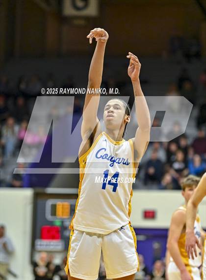 Thumbnail 3 in Mt. Vernon vs. Greenfield-Central (IHSAA 4A Section 9 Championship)  photogallery.