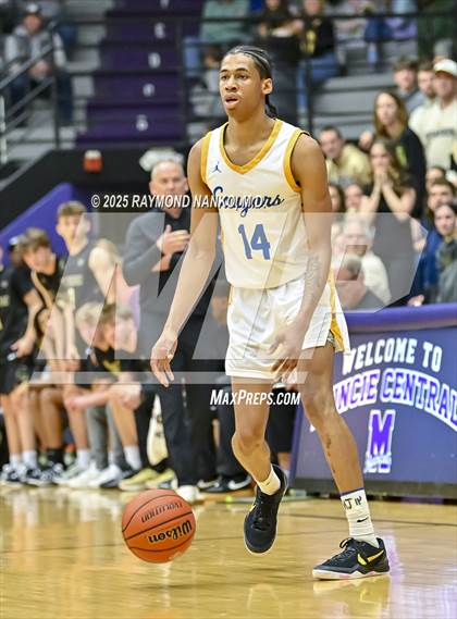 Thumbnail 1 in Mt. Vernon vs. Greenfield-Central (IHSAA 4A Section 9 Championship)  photogallery.
