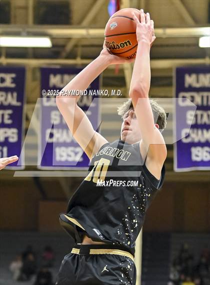 Thumbnail 2 in Mt. Vernon vs. Greenfield-Central (IHSAA 4A Section 9 Championship)  photogallery.