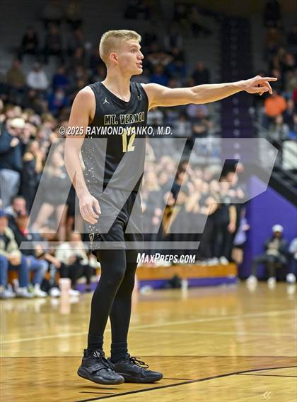 Thumbnail 2 in Mt. Vernon vs. Greenfield-Central (IHSAA 4A Section 9 Championship)  photogallery.
