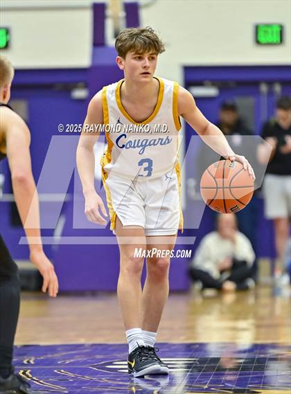 Thumbnail 2 in Mt. Vernon vs. Greenfield-Central (IHSAA 4A Section 9 Championship)  photogallery.