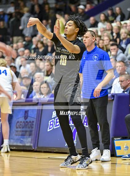 Thumbnail 2 in Mt. Vernon vs. Greenfield-Central (IHSAA 4A Section 9 Championship)  photogallery.