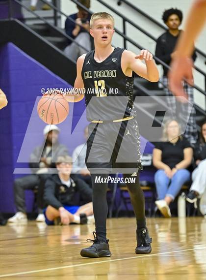 Thumbnail 3 in Mt. Vernon vs. Greenfield-Central (IHSAA 4A Section 9 Championship)  photogallery.