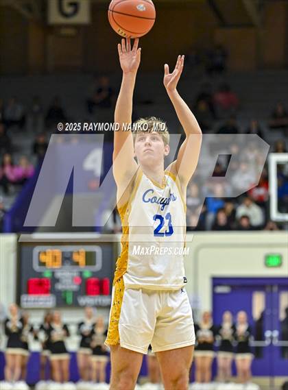 Thumbnail 1 in Mt. Vernon vs. Greenfield-Central (IHSAA 4A Section 9 Championship)  photogallery.