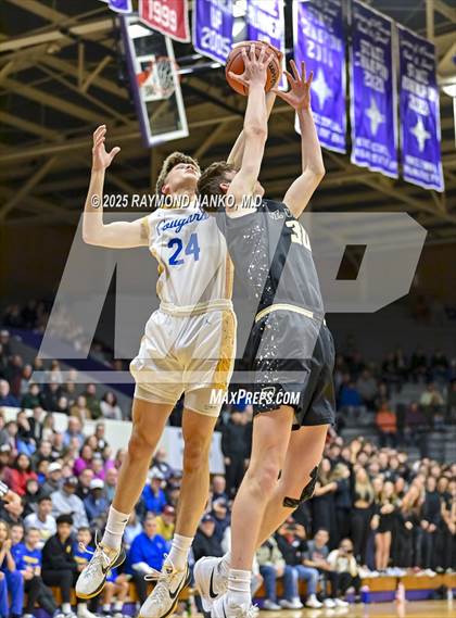 Thumbnail 2 in Mt. Vernon vs. Greenfield-Central (IHSAA 4A Section 9 Championship)  photogallery.