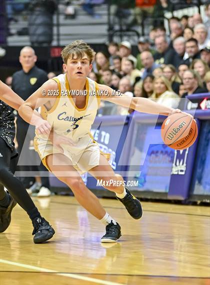 Thumbnail 1 in Mt. Vernon vs. Greenfield-Central (IHSAA 4A Section 9 Championship)  photogallery.