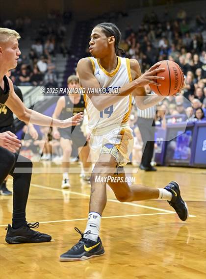 Thumbnail 2 in Mt. Vernon vs. Greenfield-Central (IHSAA 4A Section 9 Championship)  photogallery.