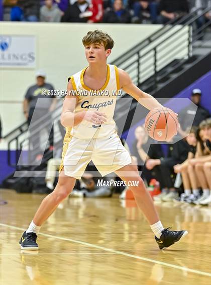 Thumbnail 1 in Mt. Vernon vs. Greenfield-Central (IHSAA 4A Section 9 Championship)  photogallery.