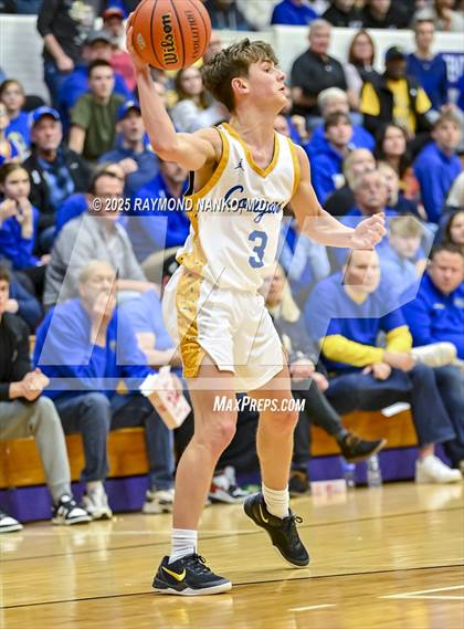 Thumbnail 3 in Mt. Vernon vs. Greenfield-Central (IHSAA 4A Section 9 Championship)  photogallery.