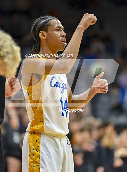 Thumbnail 1 in Mt. Vernon vs. Greenfield-Central (IHSAA 4A Section 9 Championship)  photogallery.