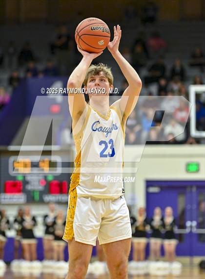 Thumbnail 3 in Mt. Vernon vs. Greenfield-Central (IHSAA 4A Section 9 Championship)  photogallery.