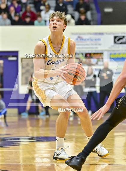 Thumbnail 3 in Mt. Vernon vs. Greenfield-Central (IHSAA 4A Section 9 Championship)  photogallery.