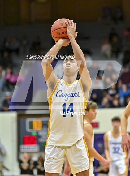 Thumbnail 2 in Mt. Vernon vs. Greenfield-Central (IHSAA 4A Section 9 Championship)  photogallery.
