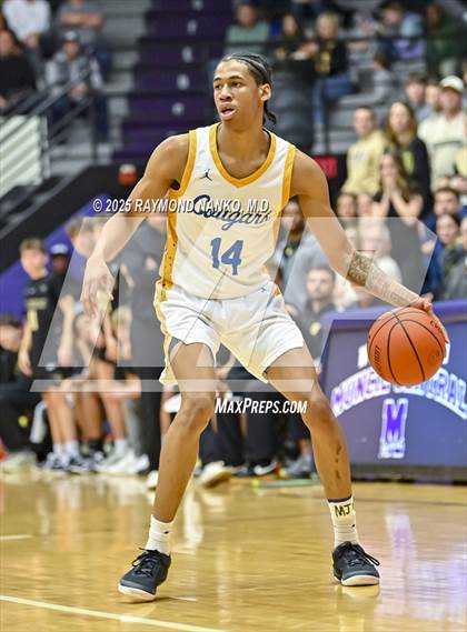 Thumbnail 1 in Mt. Vernon vs. Greenfield-Central (IHSAA 4A Section 9 Championship)  photogallery.