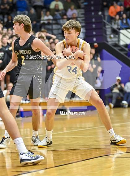 Thumbnail 1 in Mt. Vernon vs. Greenfield-Central (IHSAA 4A Section 9 Championship)  photogallery.
