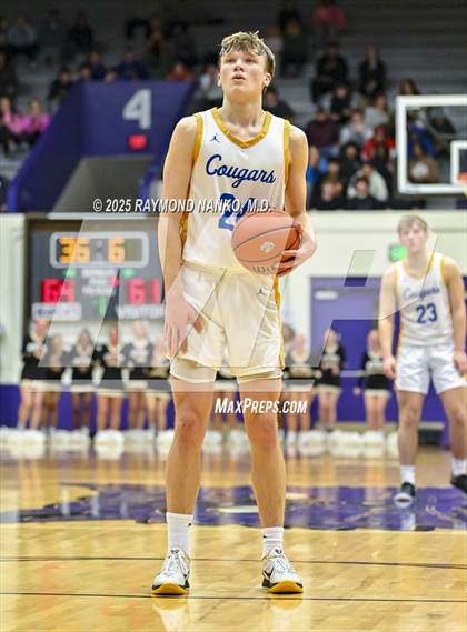 Thumbnail 2 in Mt. Vernon vs. Greenfield-Central (IHSAA 4A Section 9 Championship)  photogallery.