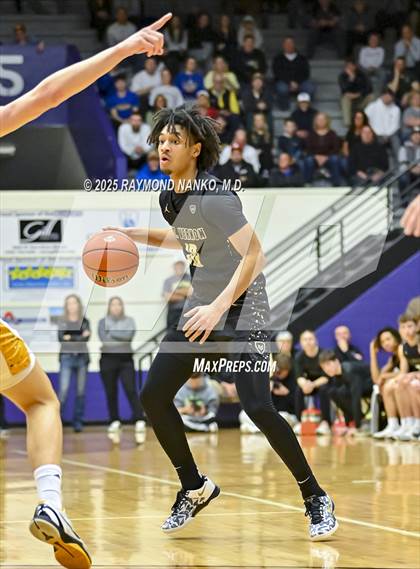 Thumbnail 2 in Mt. Vernon vs. Greenfield-Central (IHSAA 4A Section 9 Championship)  photogallery.