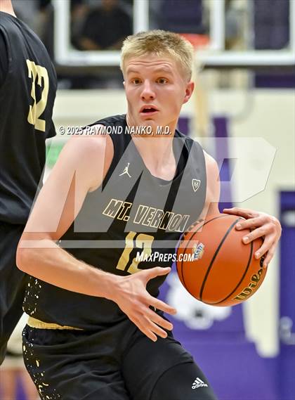 Thumbnail 2 in Mt. Vernon vs. Greenfield-Central (IHSAA 4A Section 9 Championship)  photogallery.