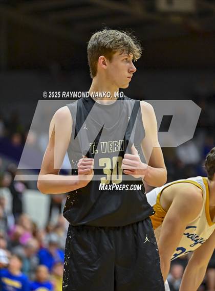 Thumbnail 2 in Mt. Vernon vs. Greenfield-Central (IHSAA 4A Section 9 Championship)  photogallery.