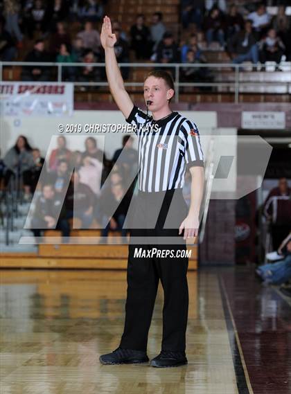 Thumbnail 2 in Carlyle vs Benton (Benton Invitational Tournament) photogallery.
