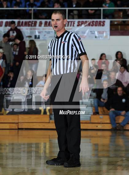 Thumbnail 3 in Carlyle vs Benton (Benton Invitational Tournament) photogallery.