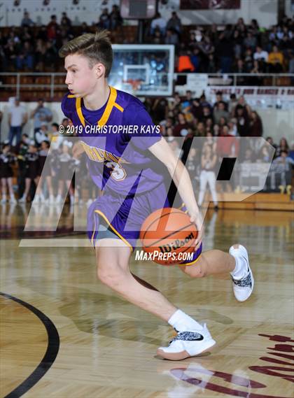 Thumbnail 3 in Carlyle vs Benton (Benton Invitational Tournament) photogallery.