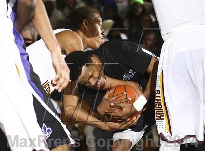 Thumbnail 3 in New Rochelle vs Mt. Vernon (Section 1 Class AA Quarterfinal) photogallery.