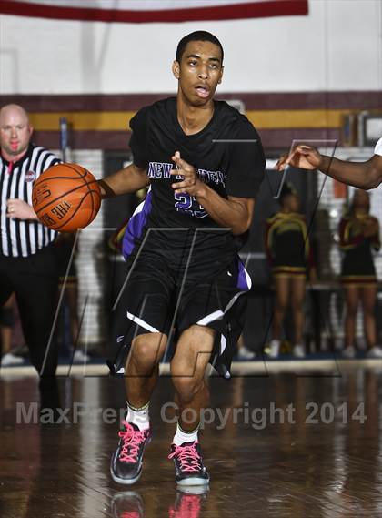 Thumbnail 3 in New Rochelle vs Mt. Vernon (Section 1 Class AA Quarterfinal) photogallery.